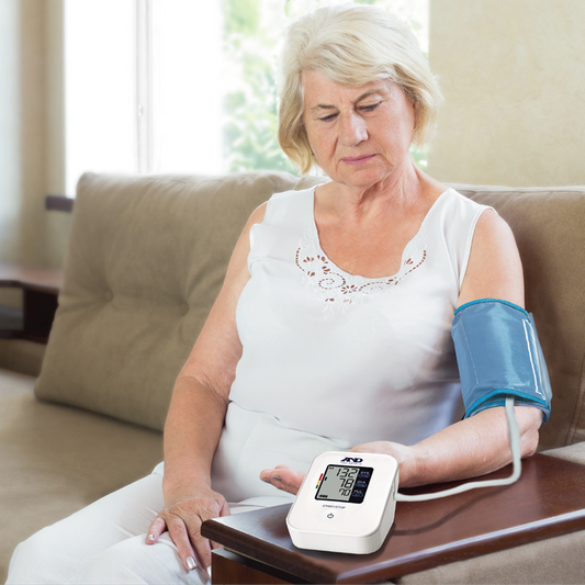 Monitor de presión arterial automático de brazo UA-611